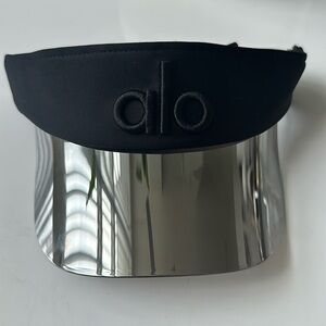 Black Alo yoga golf visor